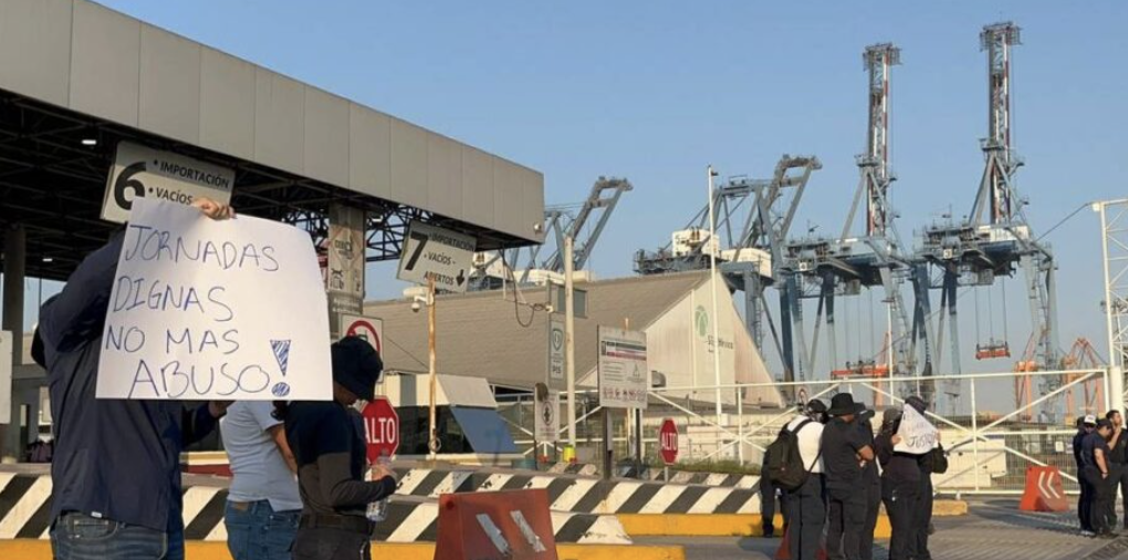POR EXPLOTACIÓN LABORAL Y TRATO INHUMANO, TRABAJADORES ‘PARAN’ ADUANA DE MANZANILLO, COLIMA
